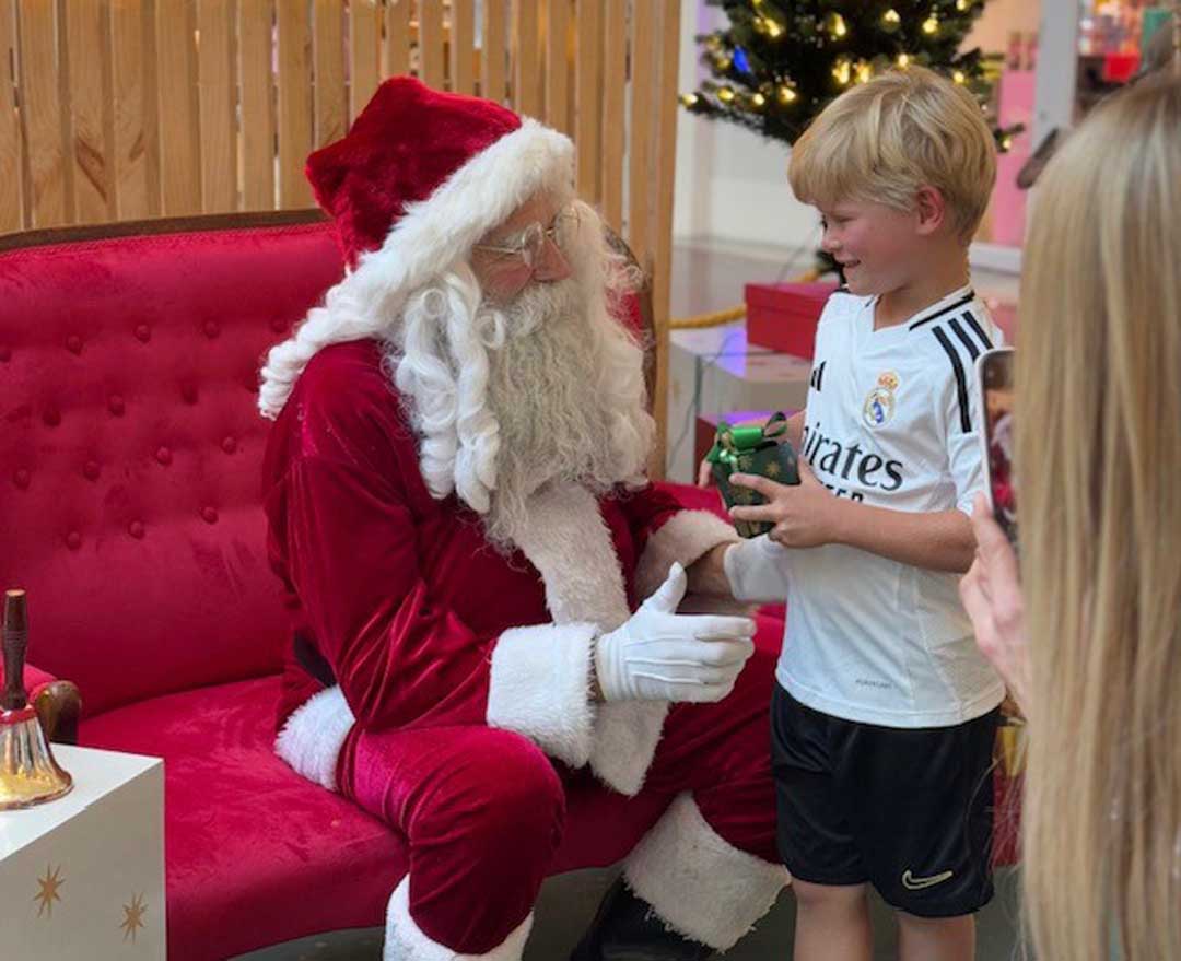Cavendish Santa